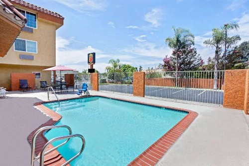 Super 8 by Wyndham Cypress Buena Park Area - image 26