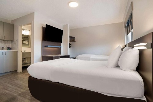 Suburban Extended Stay Hotel Biloxi North Area - image 22