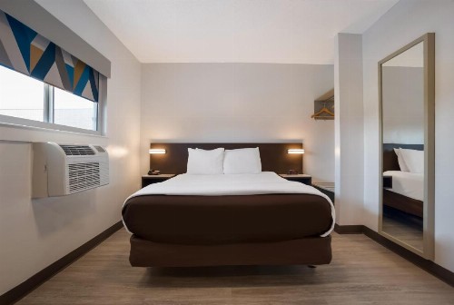 Suburban Extended Stay Hotel Biloxi North Area - image 30