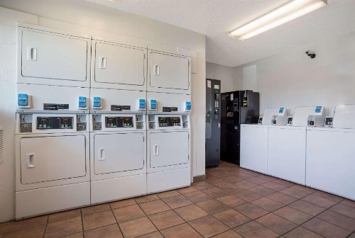 Suburban Extended Stay Hotel Biloxi North Area - image 32