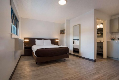 Suburban Extended Stay Hotel Biloxi North Area - image 5