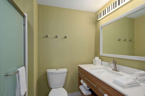 Home2 Suites by Hilton Biloxi/North/D'Iberville - image 2