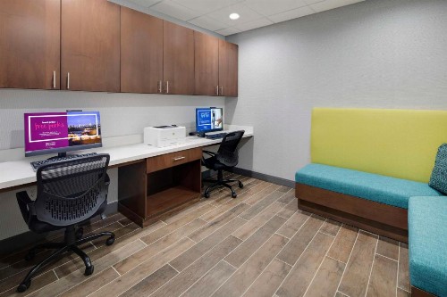 Hampton Inn & Suites D'Iberville Biloxi - image 22