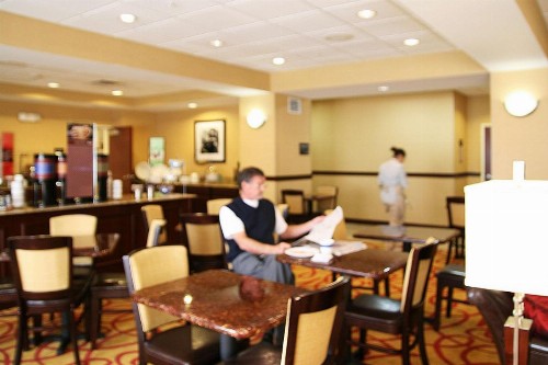 Hampton Inn Dade City - Zephyr Hills - image 9