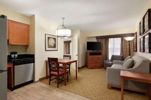 Homewood Suites by Hilton Dallas-Park Central Area - image 3