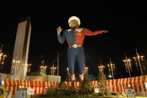 Embassy Suites Dallas - Market Center - image 2
