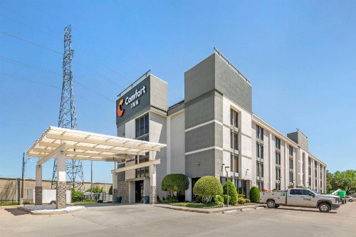Best Western Plus Dallas Love Field North Hotel - image 3