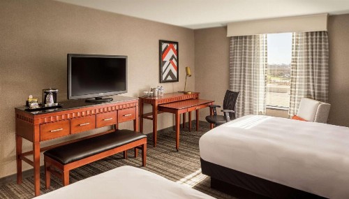 DoubleTree by Hilton Dallas Near the Galleria - image 17