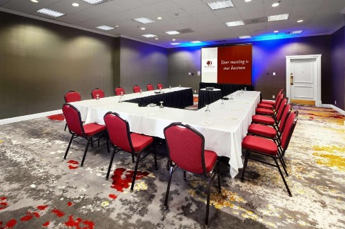 DoubleTree by Hilton Dallas Near the Galleria - image 30