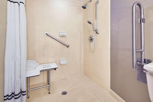 DoubleTree by Hilton Dallas Near the Galleria - image 40