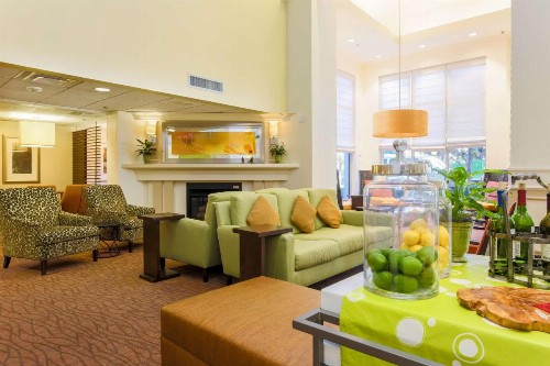 Hilton Garden Inn Dallas/Market Center - image 15