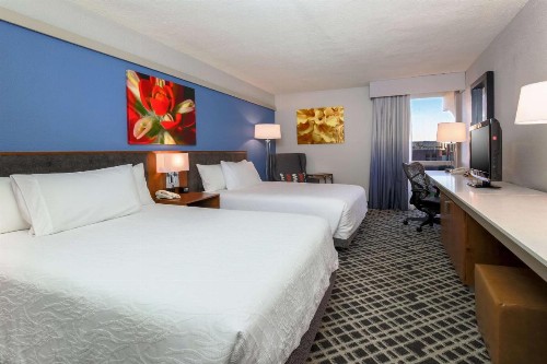 Hilton Garden Inn Dallas/Market Center - image 19