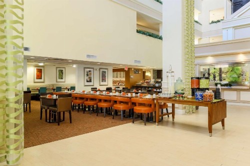 Hilton Garden Inn Dallas/Market Center - image 30