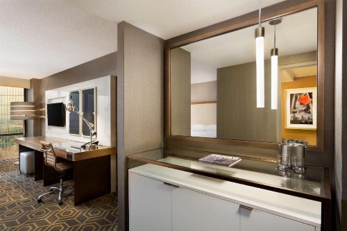 DoubleTree by Hilton Hotel Dallas Campbell Centre - image 11