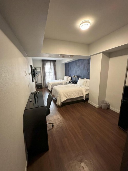 La Quinta by Wyndham Dallas Downtown - image 33
