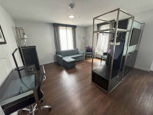 La Quinta by Wyndham Dallas Downtown - image 48
