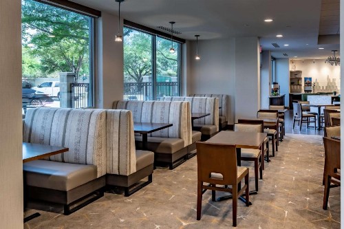 DoubleTree by Hilton Dallas-Farmers Branch - image 17