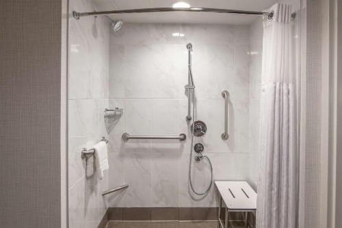 DoubleTree by Hilton Dallas-Farmers Branch - image 21