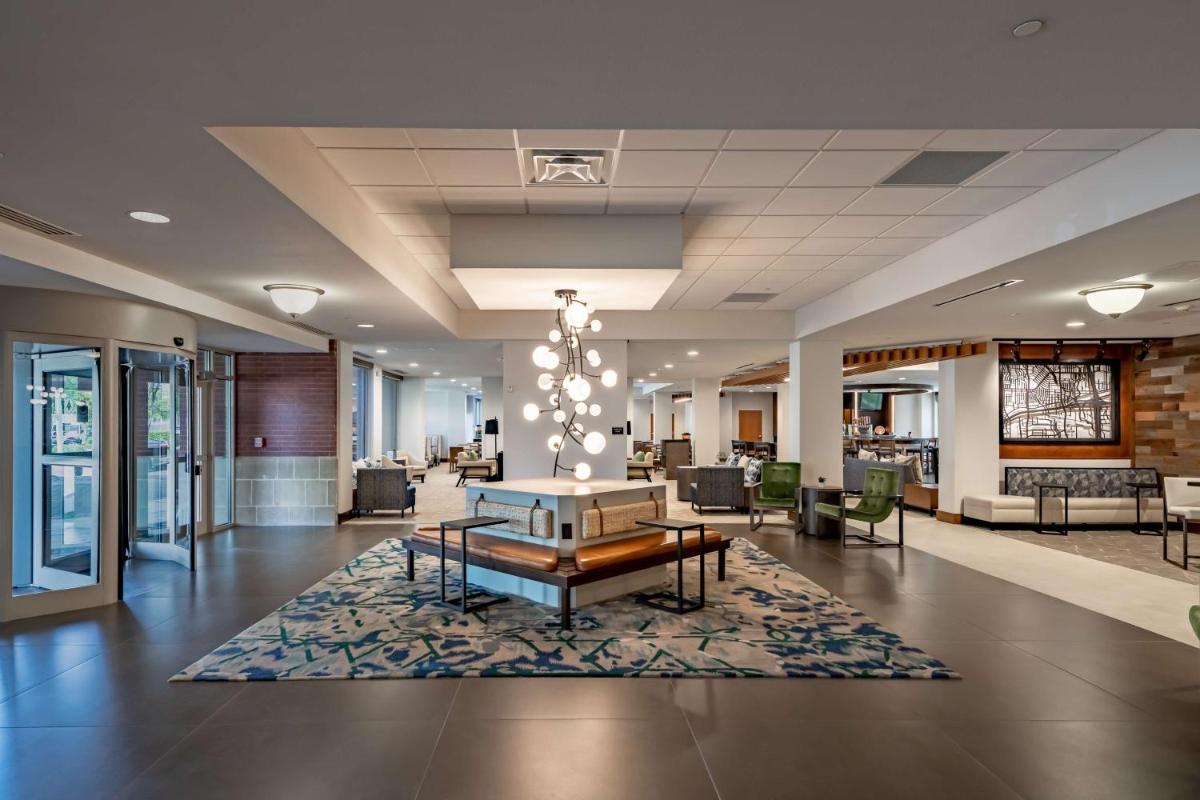 DoubleTree by Hilton Dallas-Farmers Branch - image 5