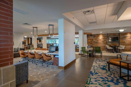 DoubleTree by Hilton Dallas-Farmers Branch - image 9