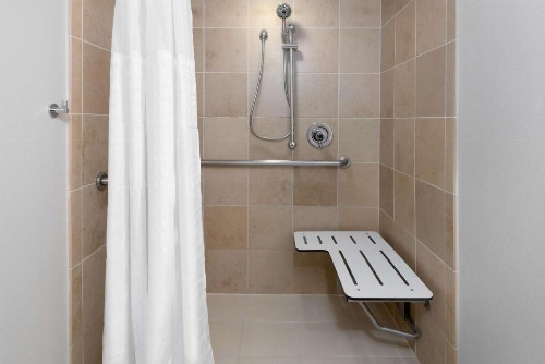 Embassy Suites Dallas - Park Central Area - image 17