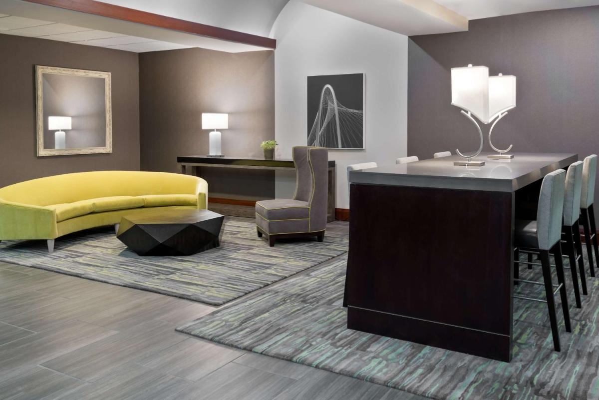 Embassy Suites Dallas - Park Central Area - image 3