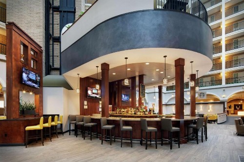 Embassy Suites Dallas - Park Central Area - image 33