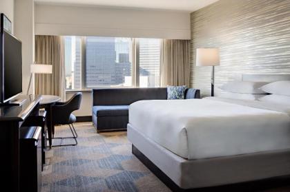 Sheraton Dallas Hotel - image 11