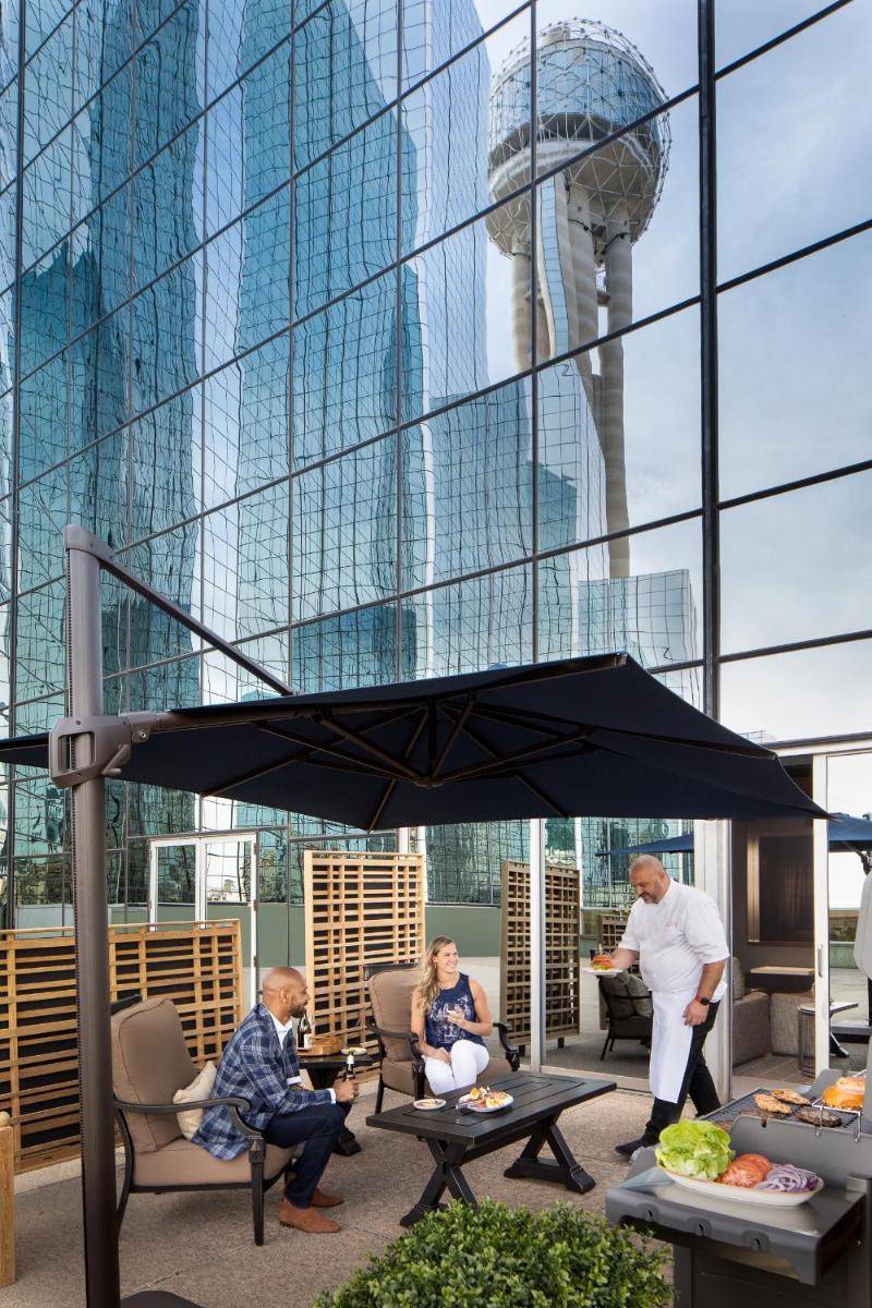 Hyatt Regency Dallas - image 4