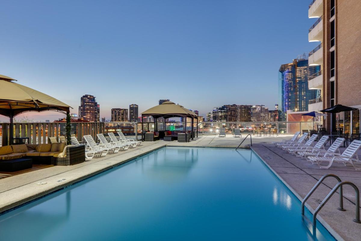 Crowne Plaza Hotel Dallas Downtown - image 3