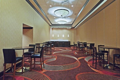 Crowne Plaza Hotel Dallas Downtown - image 4