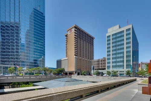 Crowne Plaza Hotel Dallas Downtown - image 8