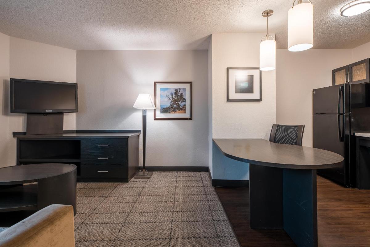 Sonesta Simply Suites Dallas Richardson - image 2