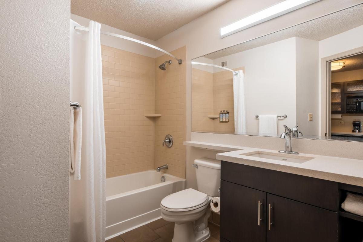 Sonesta Simply Suites Dallas Richardson - image 7