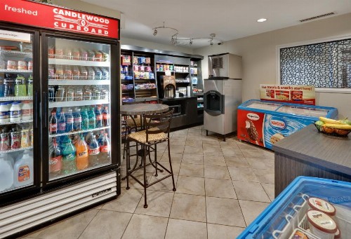 Candlewood Suites Dallas Market Center-Love Field an IHG Hotel - image 16