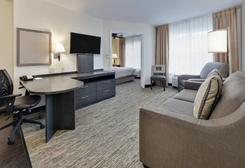 Candlewood Suites Dallas Market Center-Love Field an IHG Hotel - image 19