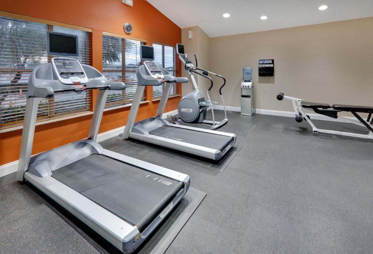 Candlewood Suites Dallas Market Center-Love Field an IHG Hotel - image 6