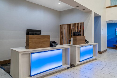 Holiday Inn Express & Suites Dallas Fair Park - image 30
