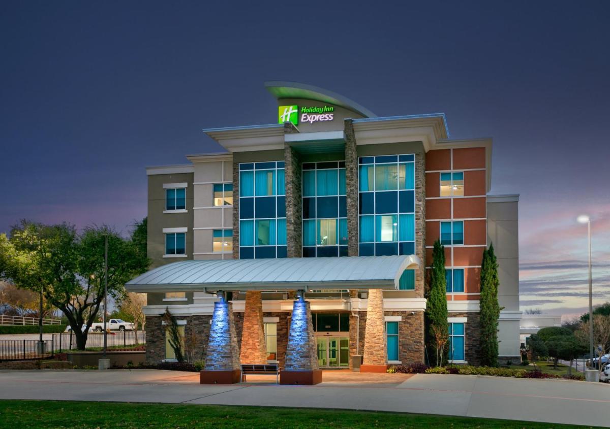 Holiday Inn Express & Suites North Dallas at Preston an IHG Hotel - main image