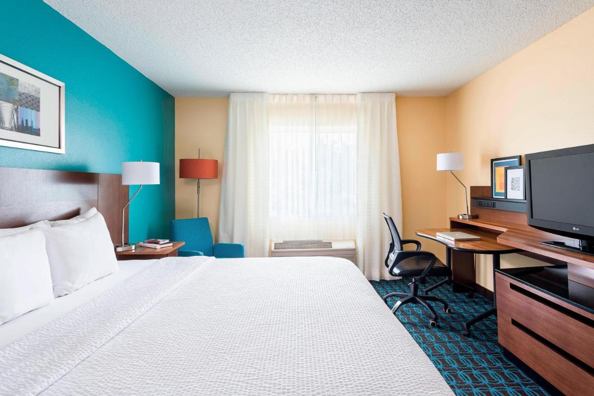 Fairfield Inn & Suites Dallas Park Central - image 6