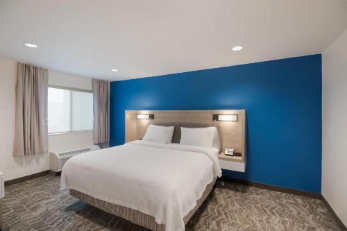 SpringHill Suites by Marriott Dallas NW Highway at Stemmons / I-35East - image 17