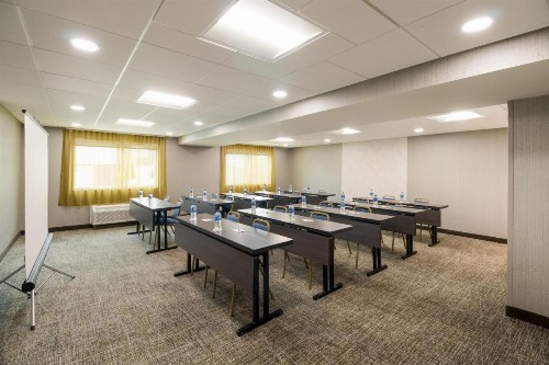 SpringHill Suites by Marriott Dallas NW Highway at Stemmons / I-35East - image 38