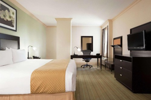 DoubleTree by Hilton Hotel Dallas - Love Field - image 19