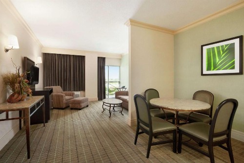 DoubleTree by Hilton Hotel Dallas - Love Field - image 47