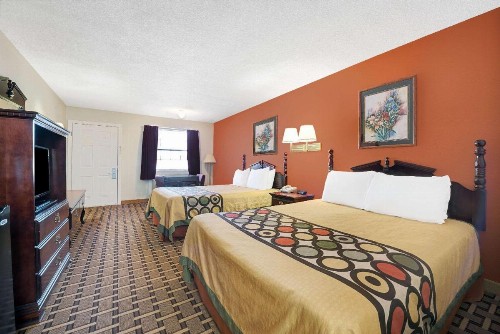 Super 8 by Wyndham Dallas South - image 12