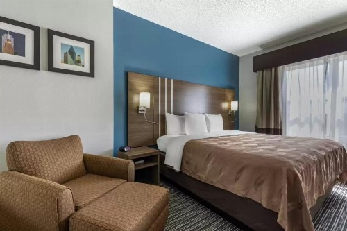 Quality Inn & Suites I-35 E/Walnut Hill - image 12