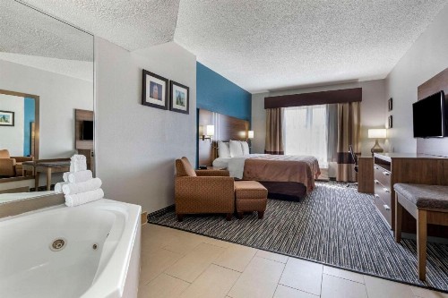 Quality Inn & Suites I-35 E/Walnut Hill - image 17