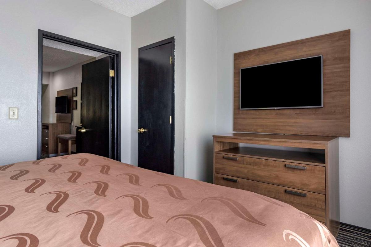 Quality Inn & Suites I-35 E/Walnut Hill - image 2