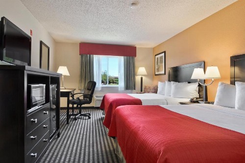 Baymont by Wyndham Dallas/ Love Field - image 15