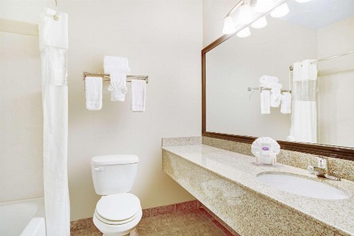 Baymont by Wyndham Dallas/ Love Field - image 17